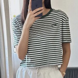 Nike Women's Green Striped loose crop Tee XS